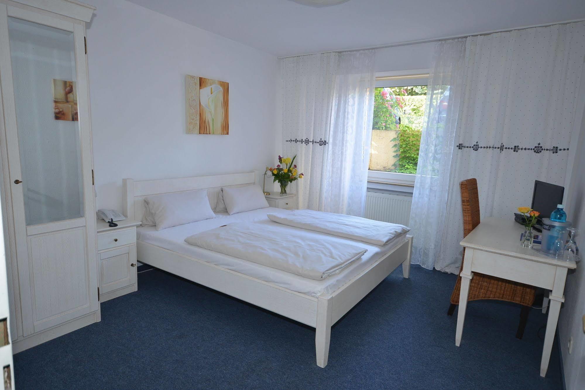 Alpha Hotel Garni Dietzenbach Exterior foto